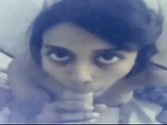 俄罗斯的视频色情现实 角色扮演和他的母亲，慢慢变成了他妈的地板上