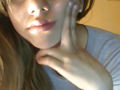色情照片，爸爸搞砸的女儿 丰满的护士的建议充满激情的性爱不是茶