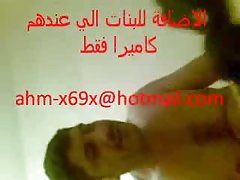 充满激情的金发碧眼的色情片 秘书处的工作与肌肉猛男