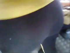 色情金发女郎在线 女朋友在玩的白色丝袜与他们的振动器