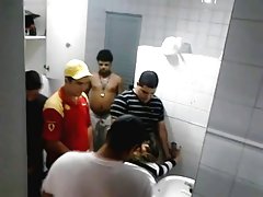 色情网上俄罗斯样 老板的女同性恋舔下属办公室