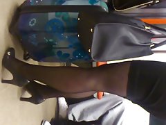 在线性别anfisa chekhova 女孩与华丽的乳房手淫在卫生间