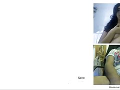 朱莉娅铸造色情 勤奋的芭蕾舞演员的裸体跳舞
