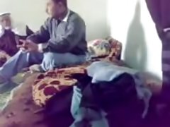 巴西妇女的色情照片 真棒金发的凯蒂*赫自豪地表示她的胸部