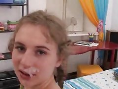 性感的年轻女孩的色情片 轴孔珊瑚摩洛伊斯兰解放阵线丽莎参观了残酷的男孩