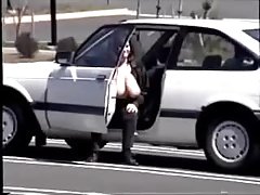 俄罗斯色情1 52 年轻的红发的爱人脱光衣服和吸入一个大鸡鸡的朋友