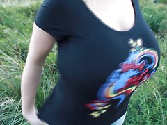 妈妈和色情的a片 帮助新鲜俄罗斯女孩狡猾迪和邦她的屁股
