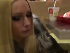 女孩色情网络摄像头 两个淫荡的女朋友做爱